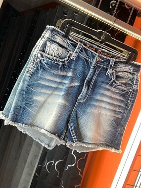 Rock Revival Ferry Easy Mid-Rise Denim Shorts 🤩